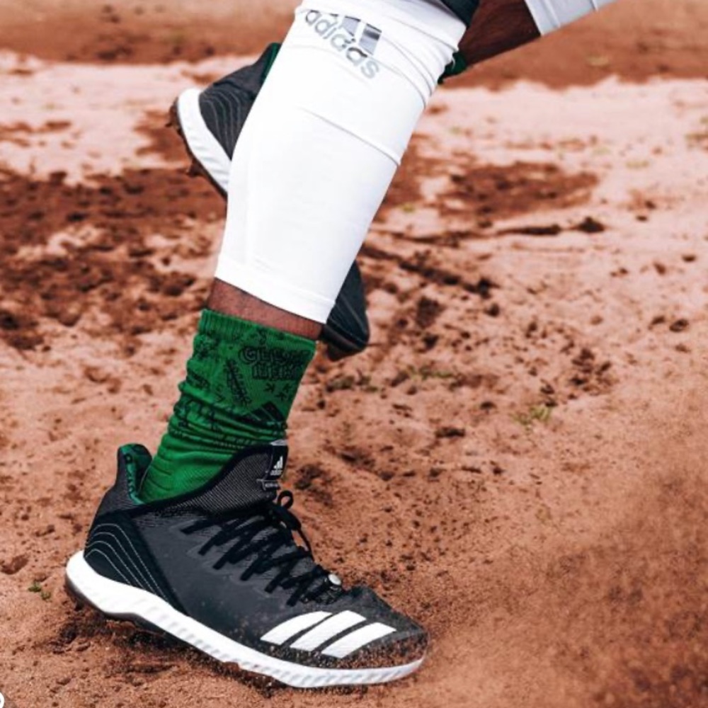 Adidas Icon V Bounce Routine Metal Cleats